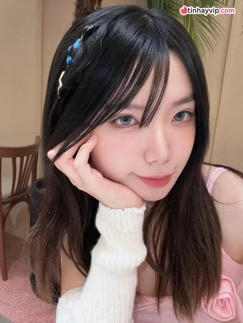 Remind nổi tiếng nhờ phong cách nói chuyện gần gũi, hài hước