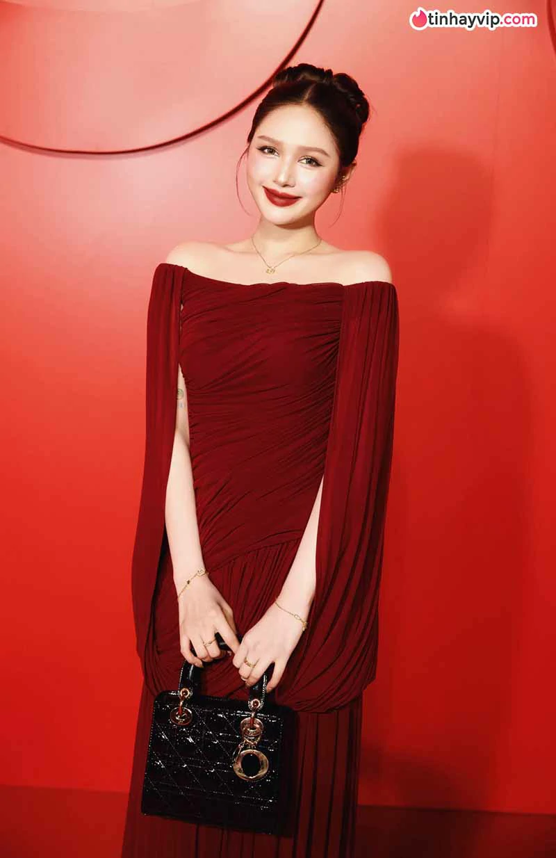 Xoài Non - Hành trình định hình phong cách của hot girl 2002