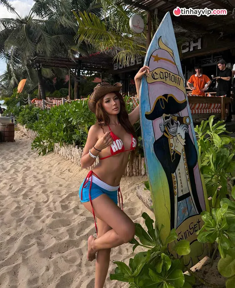 Xuân Ca: Vẻ đẹp quyến rũ đầy mê hoặc với phong cách Cowboy
