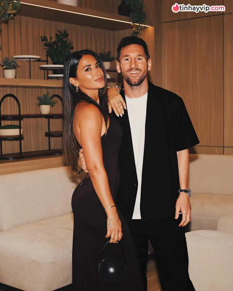 Antonela Roccuzzo bật khóc sau chiến thắng của Argentina