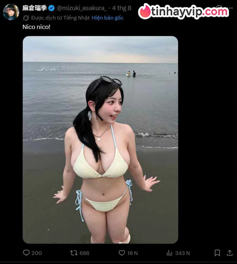 Asakura Mizuki gây sốt với ảnh bikini ở Enoshima