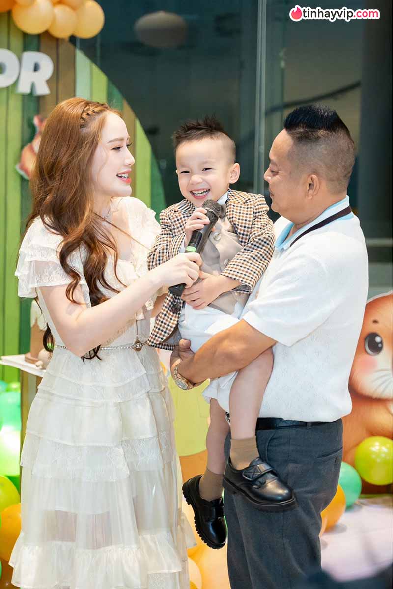 Bảo Thy và hành trình từ Công chúa bong bóng đến Vpop
