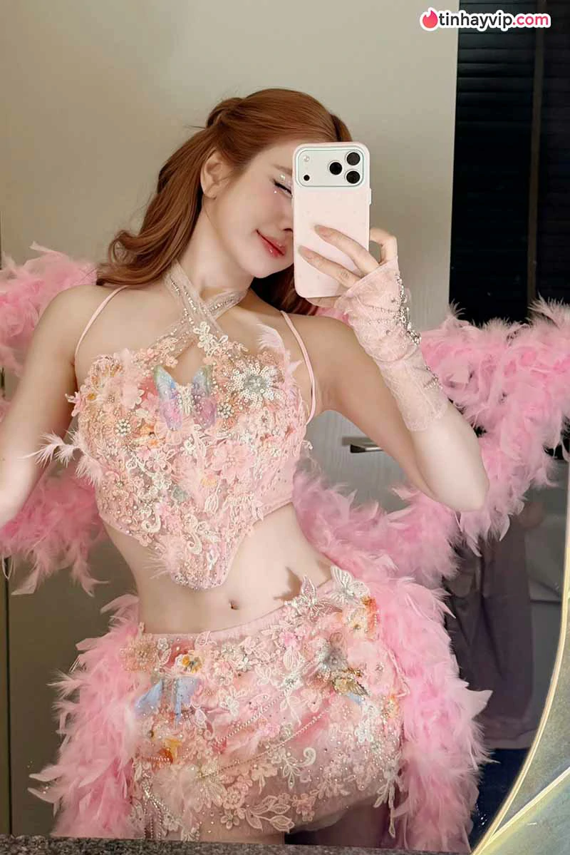 DJ Mie là ai? Tiểu sử Dj Mie - Hành trình búp bê tài năng
