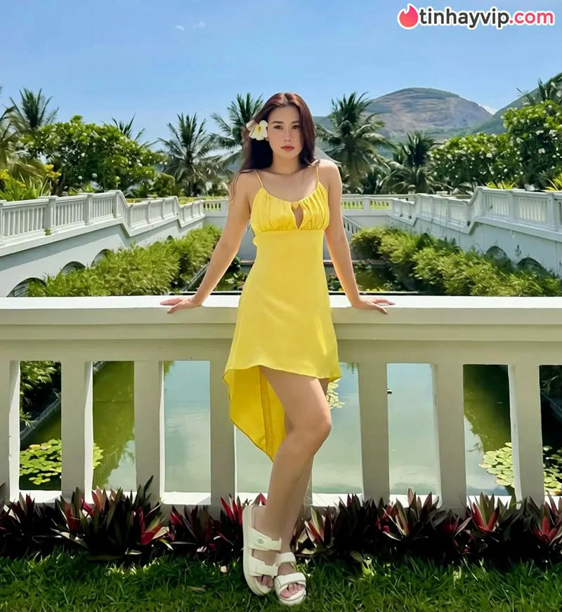 Lê Trương Ngọc Thảo khiến CĐM mê mẩn trước vóc dáng cực phẩm ở tuổi 36
