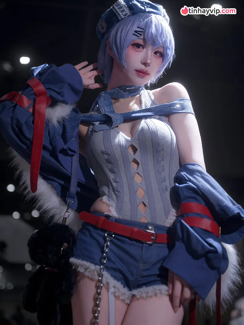 Cosplayer Ongi khoe nhan sắc mặt mộc đỉnh cao