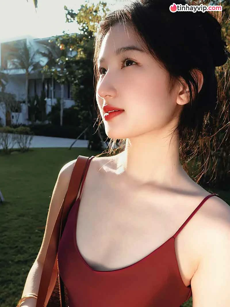 Nàng Mơ thay đổi phong cách, ngày càng quyến rũ