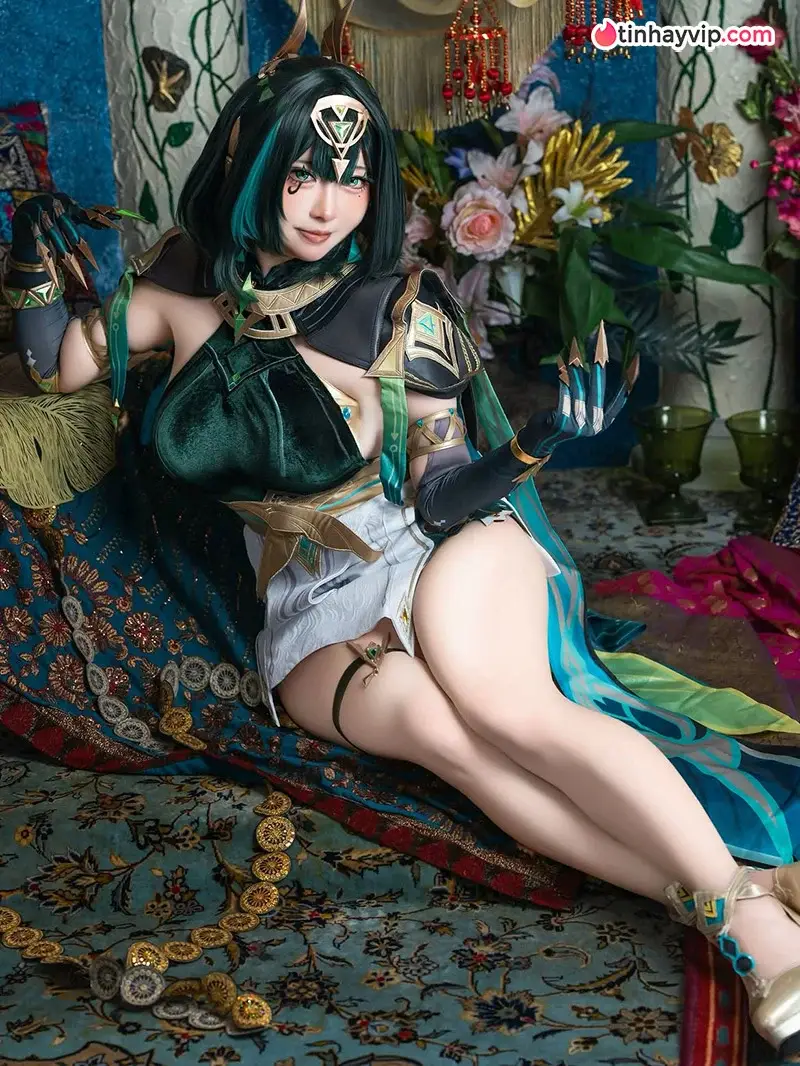 Phong cách sexy của mỹ nhân làng cos Nhật