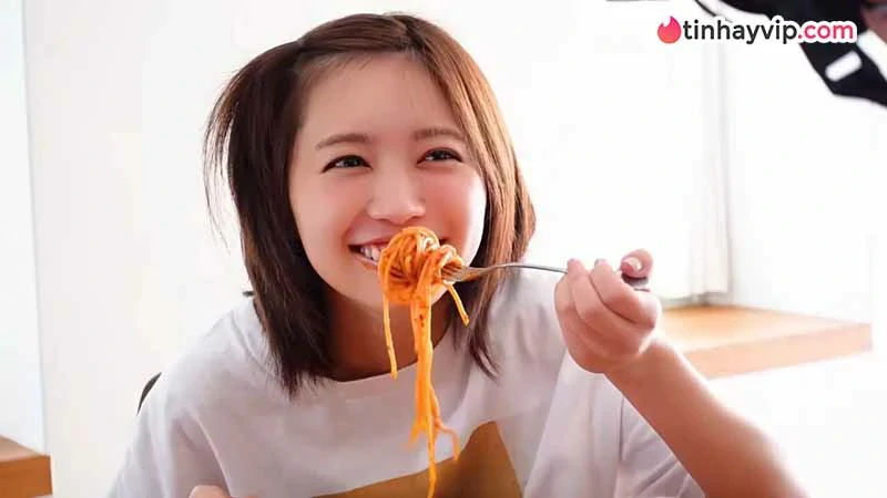 Ohara Yuno gây sốt với video hậu trường đầy cuốn hút