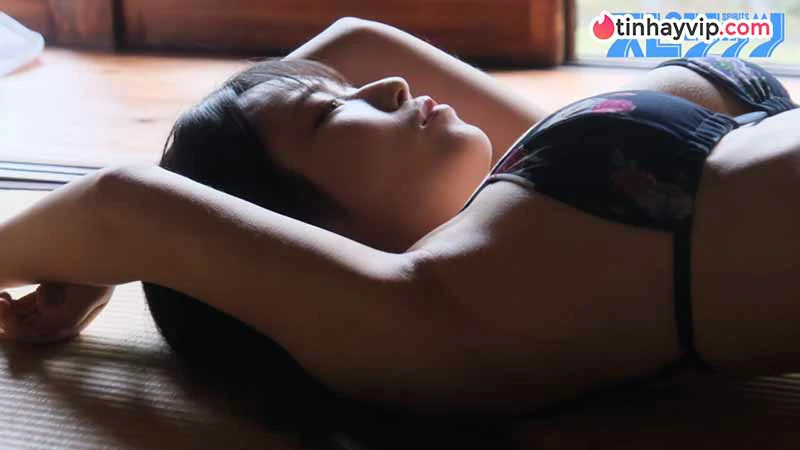 Shinonome Umi xuất hiện nóng bỏng trên Spirits tháng 8
