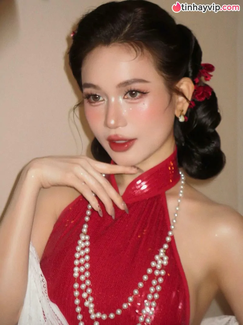 Sĩ Thanh là ai? Tiểu sử Sĩ Thanh và sức hút khó cưỡng của của nữ nghệ sĩ quyến rũ