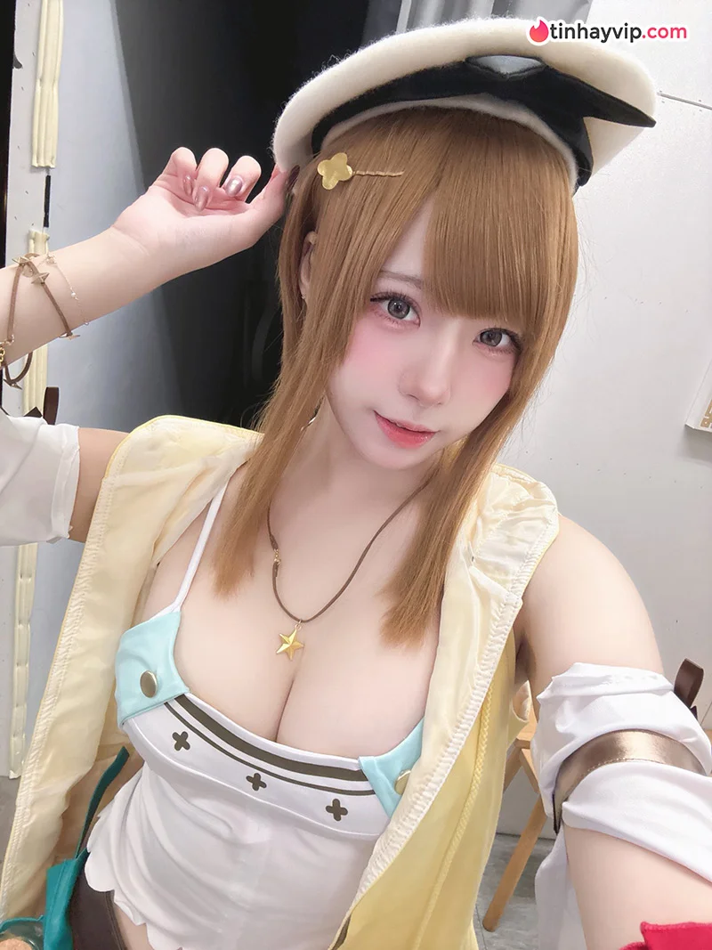 Hot girl Hàn Quốc mặc bikini cực cuốn
