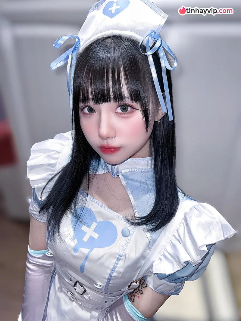 Hot girl Hàn Quốc mặc bikini cực cuốn