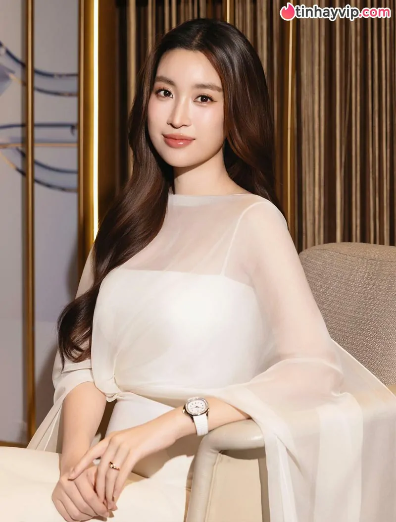 Top 10 hoa hậu Việt Nam đập tan định kiến bình hoa di động bằng tư duy tự chủ và tài sắc vẹn toàn