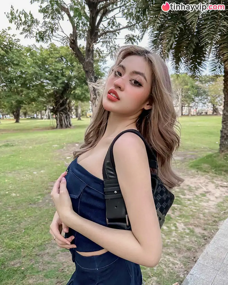 Hot girl trứng rán Trần Thanh Tâm diện bikini khoe trọn vóc dáng nóng bỏng sau sinh