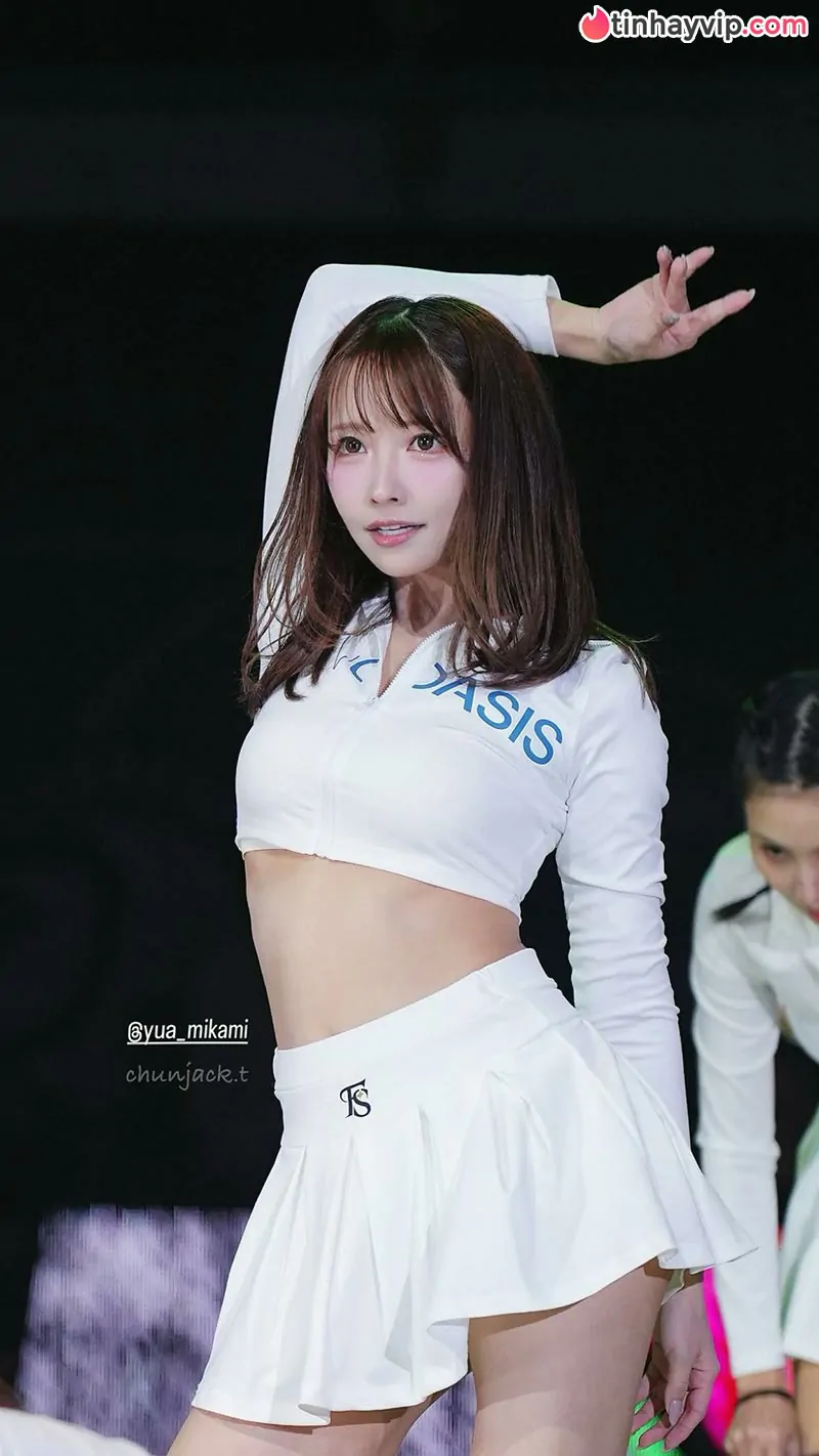 Yua Mikami đốt cháy mạng xã hội với bộ ảnh bikini hoa nhí tuyệt đẹp tại Hàn Quốc
