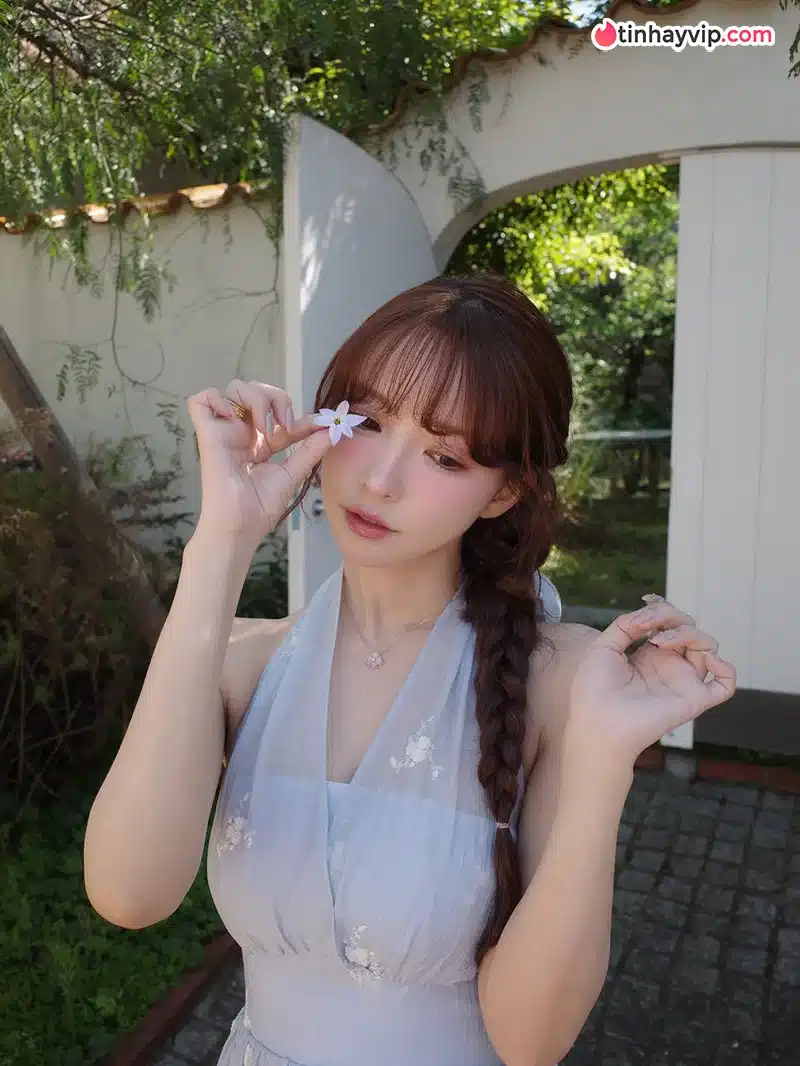 Yua Mikami mặc bikini đầy quyến rũ trong bộ ảnh mới