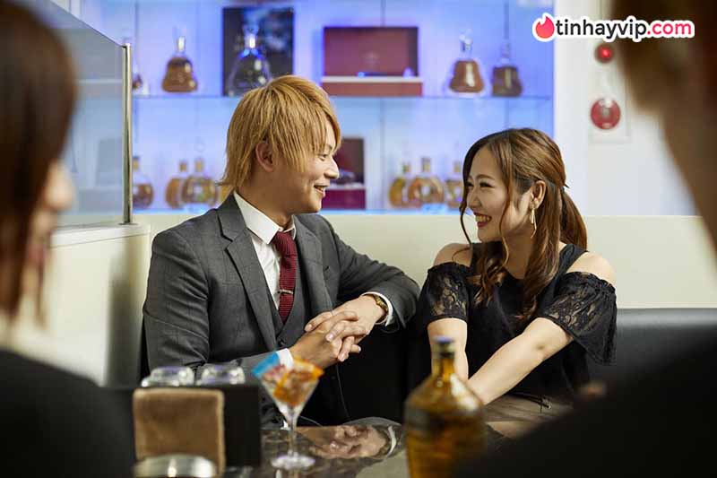 Hana Kuraki qua đời, nghi vấn bạo lực và áp lực kéo dài