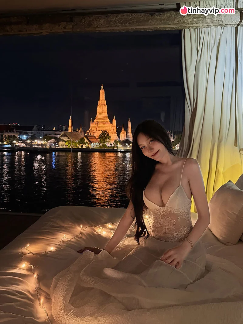 Ảnh gái xinh Thái Lan mặc bikini cực nét