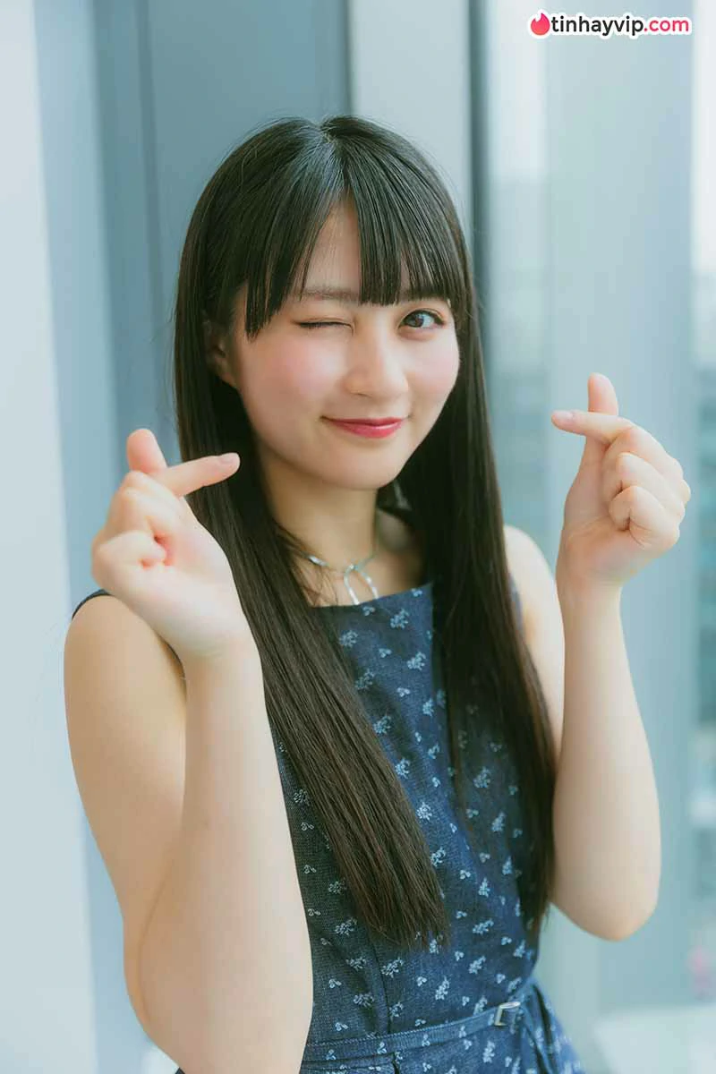 Hyodo Minami khoe ảnh áo tắm mới trên Weekly FLASH