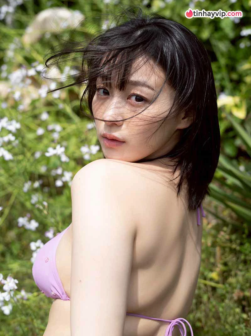 Mao Takano gây chú ý với loạt ảnh chụp mới chưa công bố