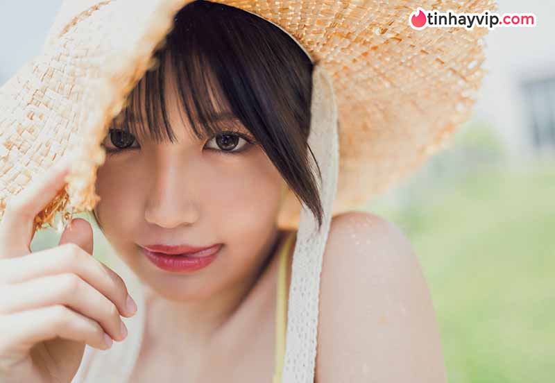 Minami Ami khoe đôi chân đẹp trong ảnh gravure mới