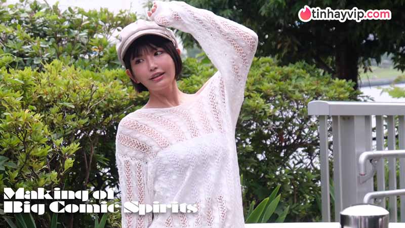 Minami Ami khoe đôi chân đẹp trong ảnh gravure mới