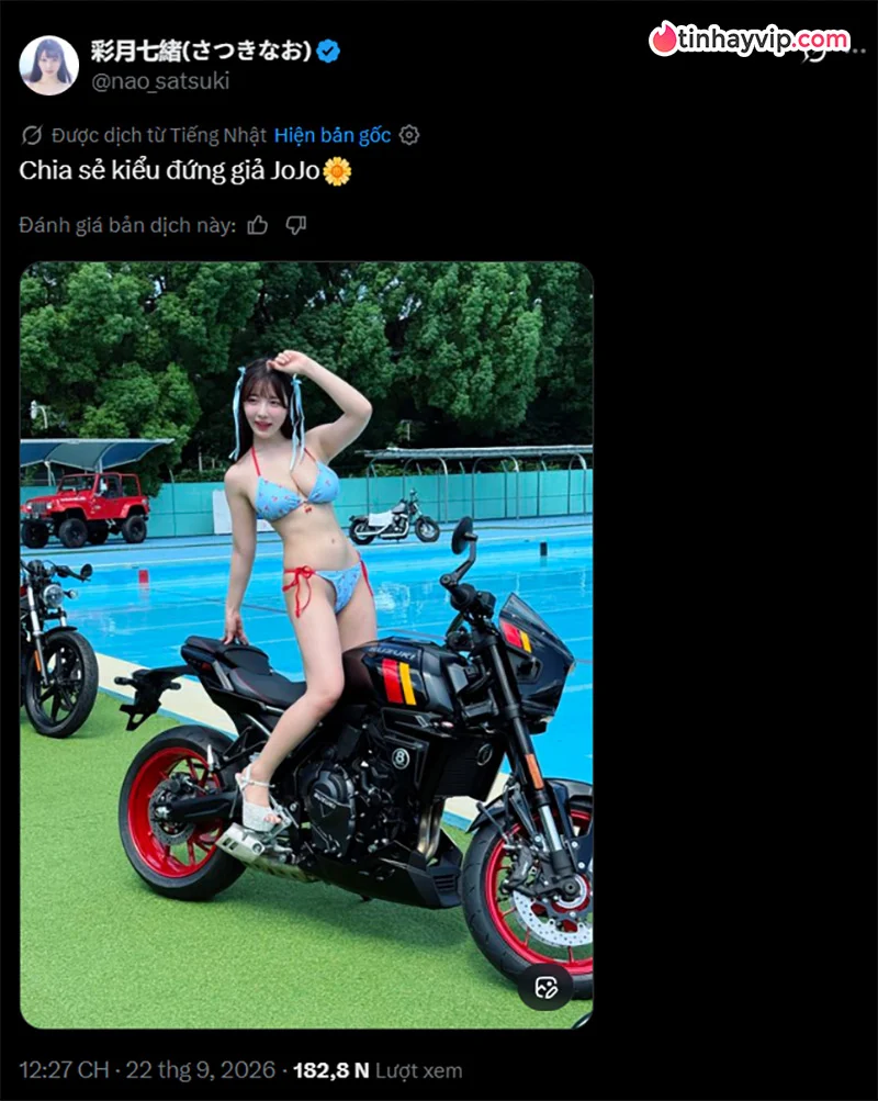 Nao Natsuki khoe khoảnh khắc đáng yêu bên bể bơi