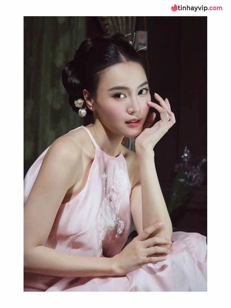 Ninh Dương Lan Ngọc thử sức phim Chị Chị Em Em 3