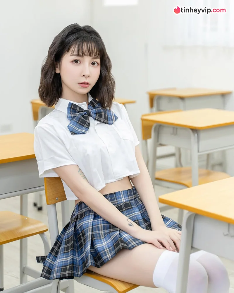Nữ diễn viên Tiny Lu bức xúc vì định kiến nghề nghiệp 18+