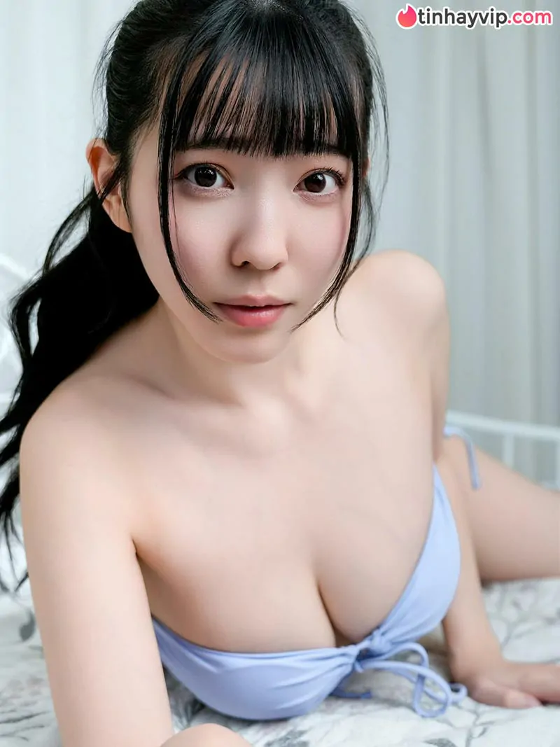 Từ cô giáo đứng lớp đến nữ idol bốc lửa, Rui Shido đốn gục cánh mày râu bằng vòng 1 I-cup nghẹt thở