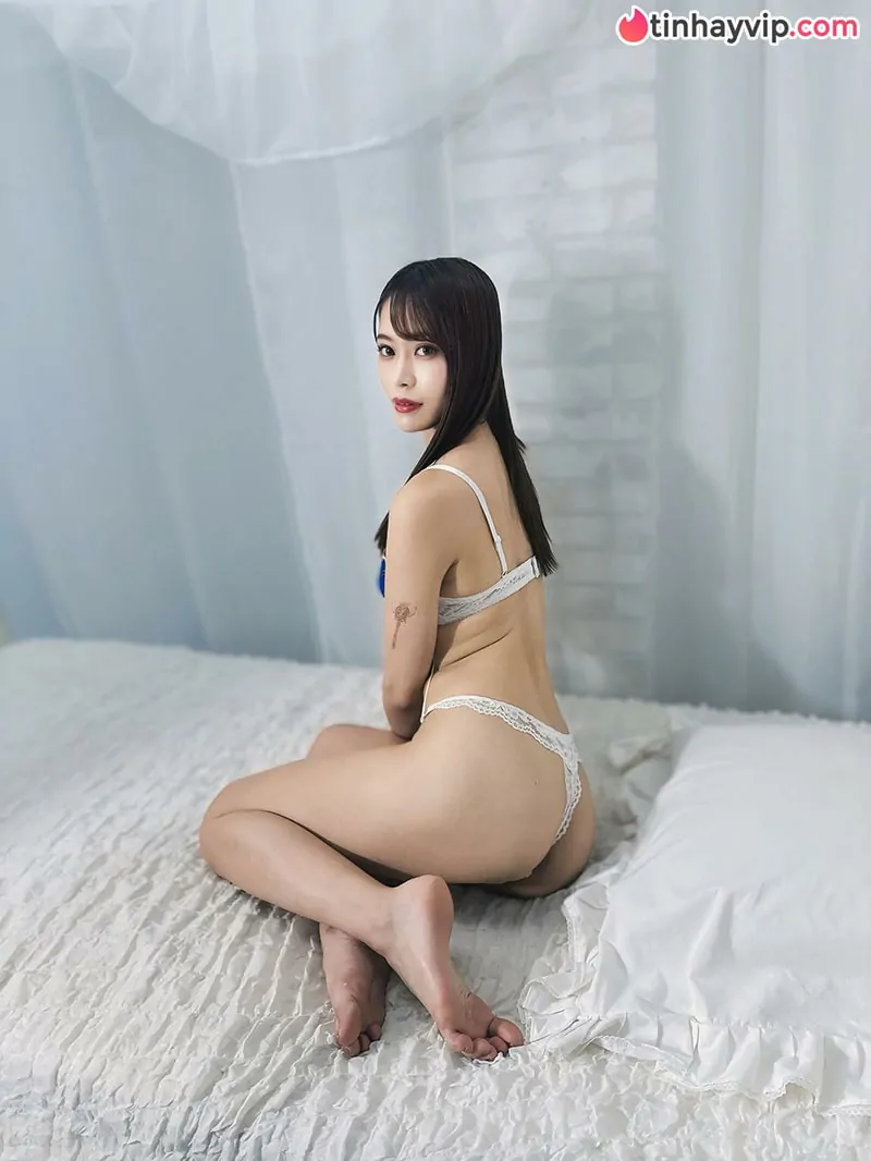 Idol AV Seika Abe bị bắt quả tang trên giường khách sạn cùng trùm xã hội đen khét tiếng