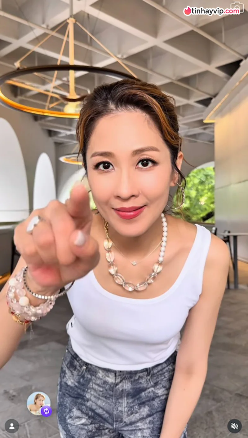 Diễn viên TVB Trần Mẫn Chi gây bão vì lộ clip nhạy cảm