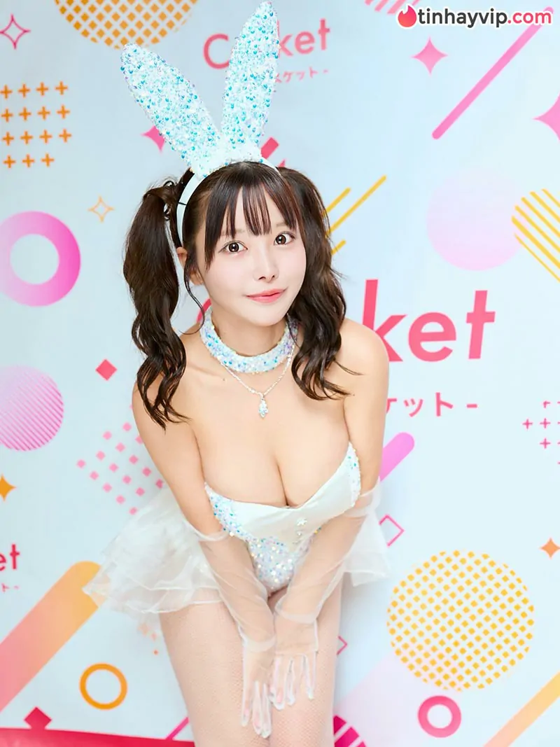 Thừa nhận làm idol AV để thoát nghèo, Yua Fukuda chia sẻ về phản ứng bất ngờ của mẹ ruột