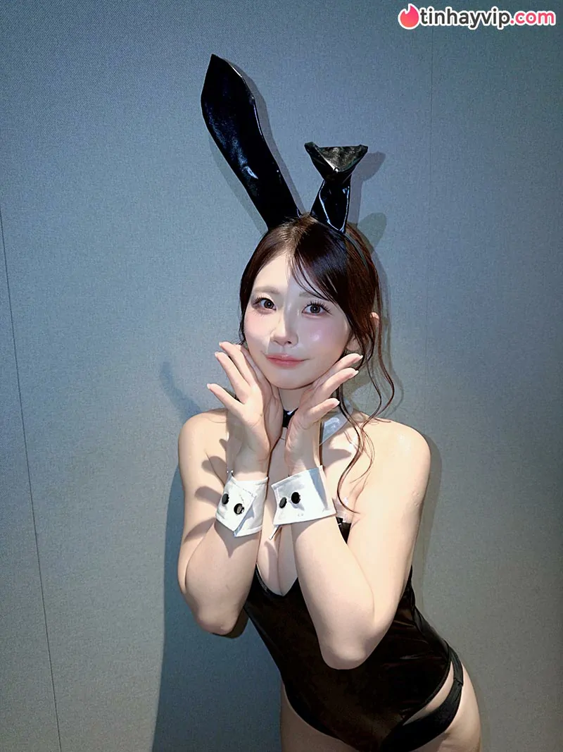 Mỹ nữ Aoi Ibuki bị thợ săn AV gạ gẫm trong lúc dạo phố khiến CĐM ngỡ ngàng