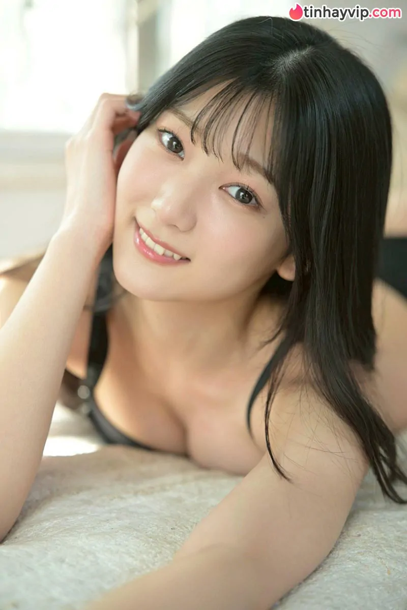 Nanoka Hatsumi gây sốc với quá khứ không dám đi suối nước nóng vì phải khỏa thân
