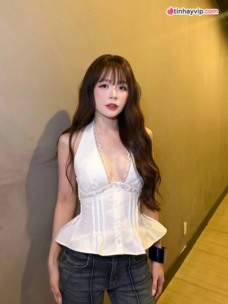 Nguyễn Hà My khoe bộ ảnh mới với nhan sắc ngọt ngào