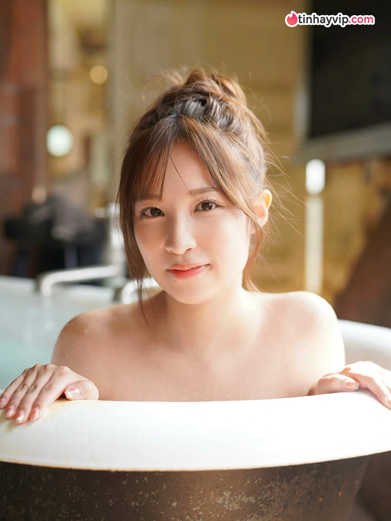 Noa Eikawa tổ chức sự kiện chia tay sự nghiệp tại Việt Nam