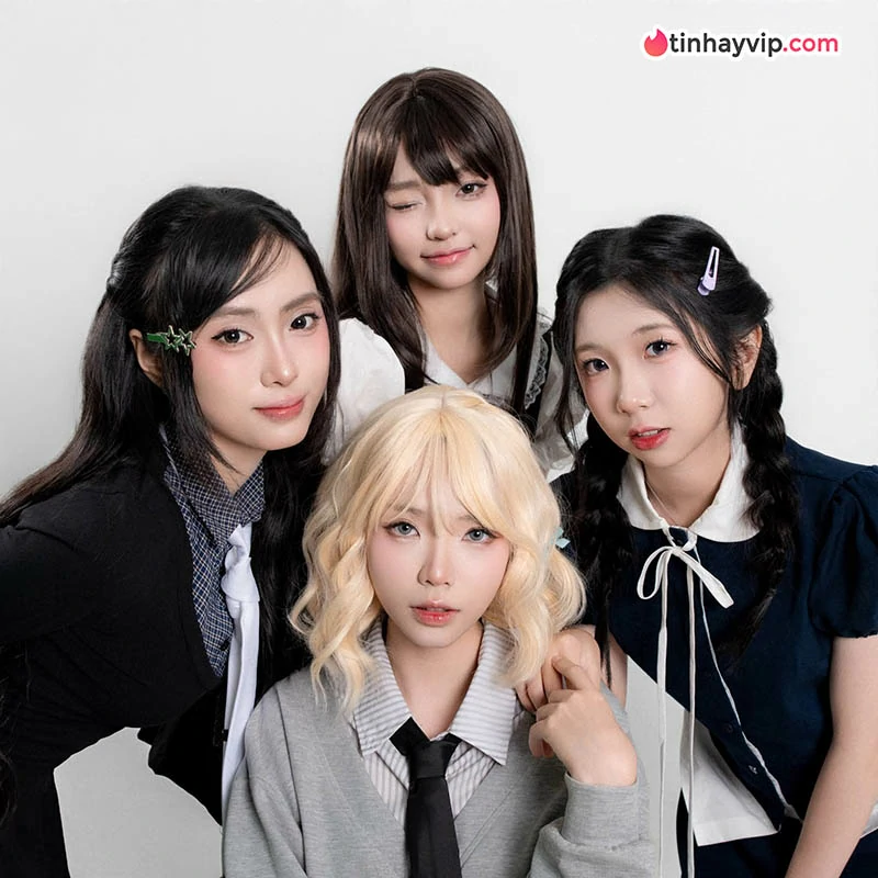 Remind Nè cosplay tiên cá Vodyanitsa quyến rũ hớp hồn fan