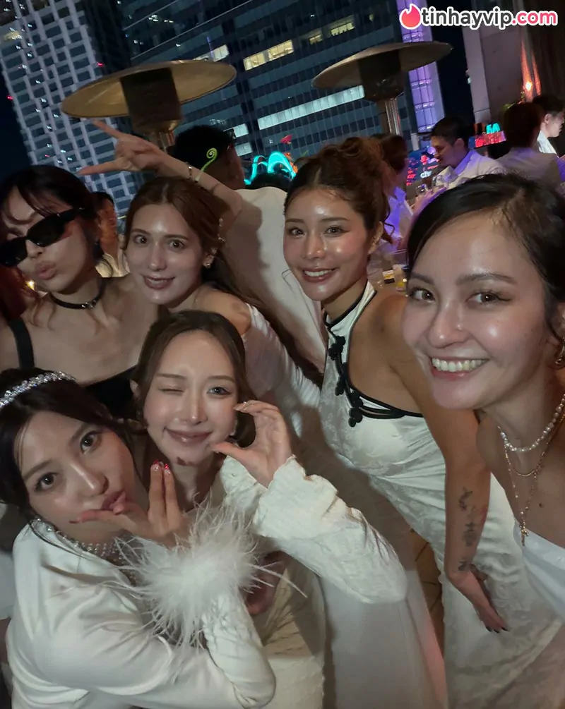 Sumire Mizukawa gây sốt với đêm tiệc cưới sang chảnh tại Tokyo sau giải nghệ