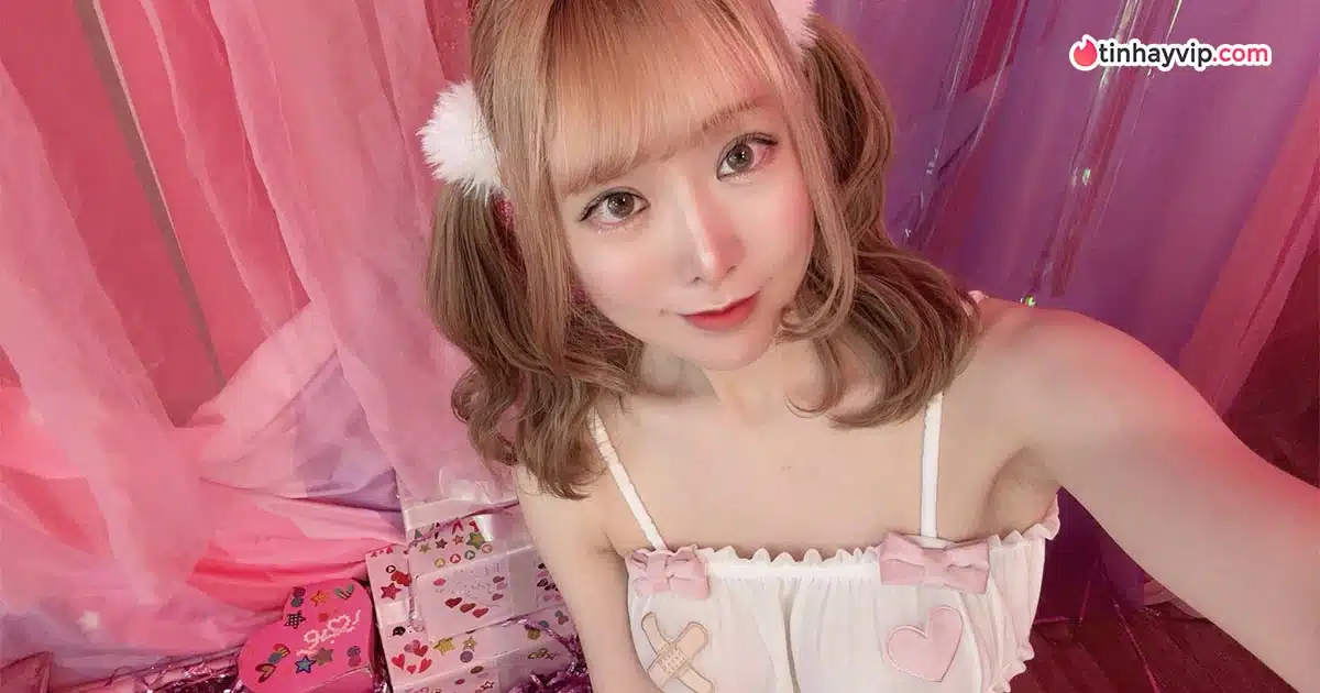 Takanashi Aya hé lộ mặt tối của văn hóa hâm mộ