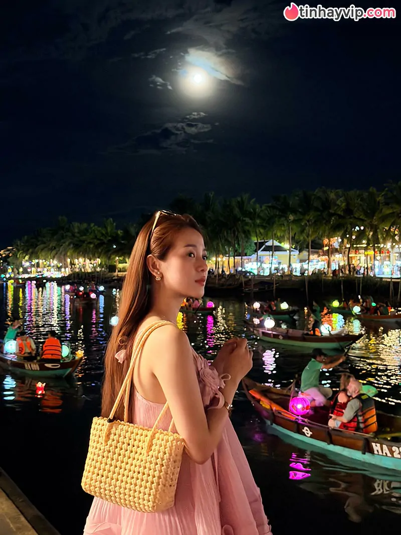 Vừa khoe sắc ngọt ngào tại Hội An, Tam Triều Dâng đã bị netizen réo tên vào drama tình ái