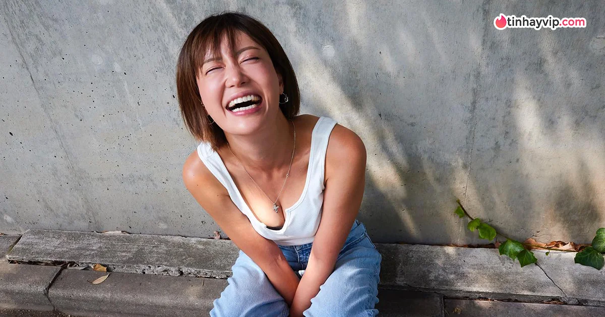 Bị gắn định vị theo dõi, nữ thần AV Uta Kohaku giải nghệ